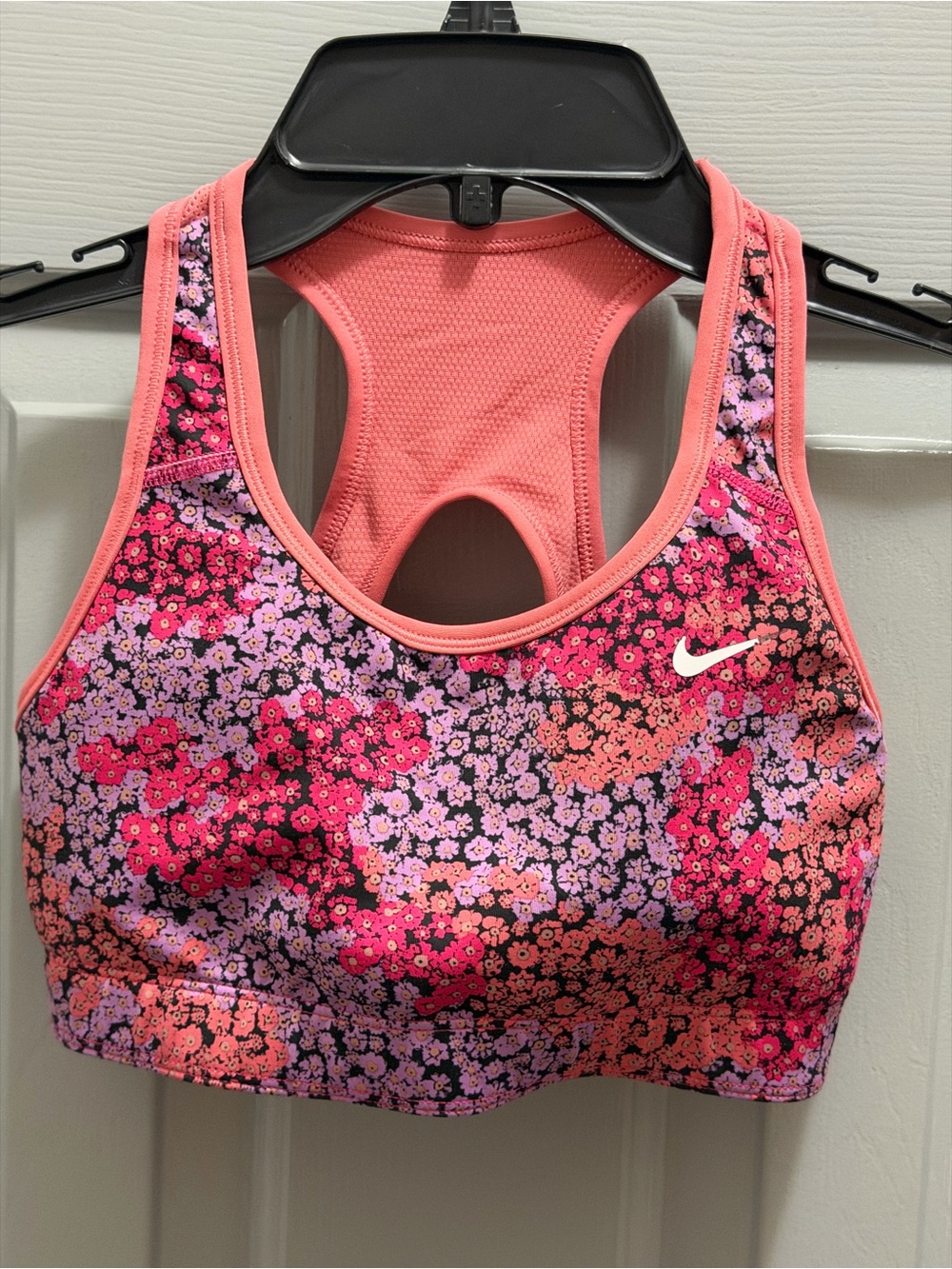 Nike Pro GIRLS Swoosh Reversible Flower Printed Sports Bra Size Medium
